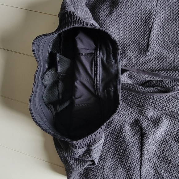 Lululemon Sweats - Picture 3 of 4